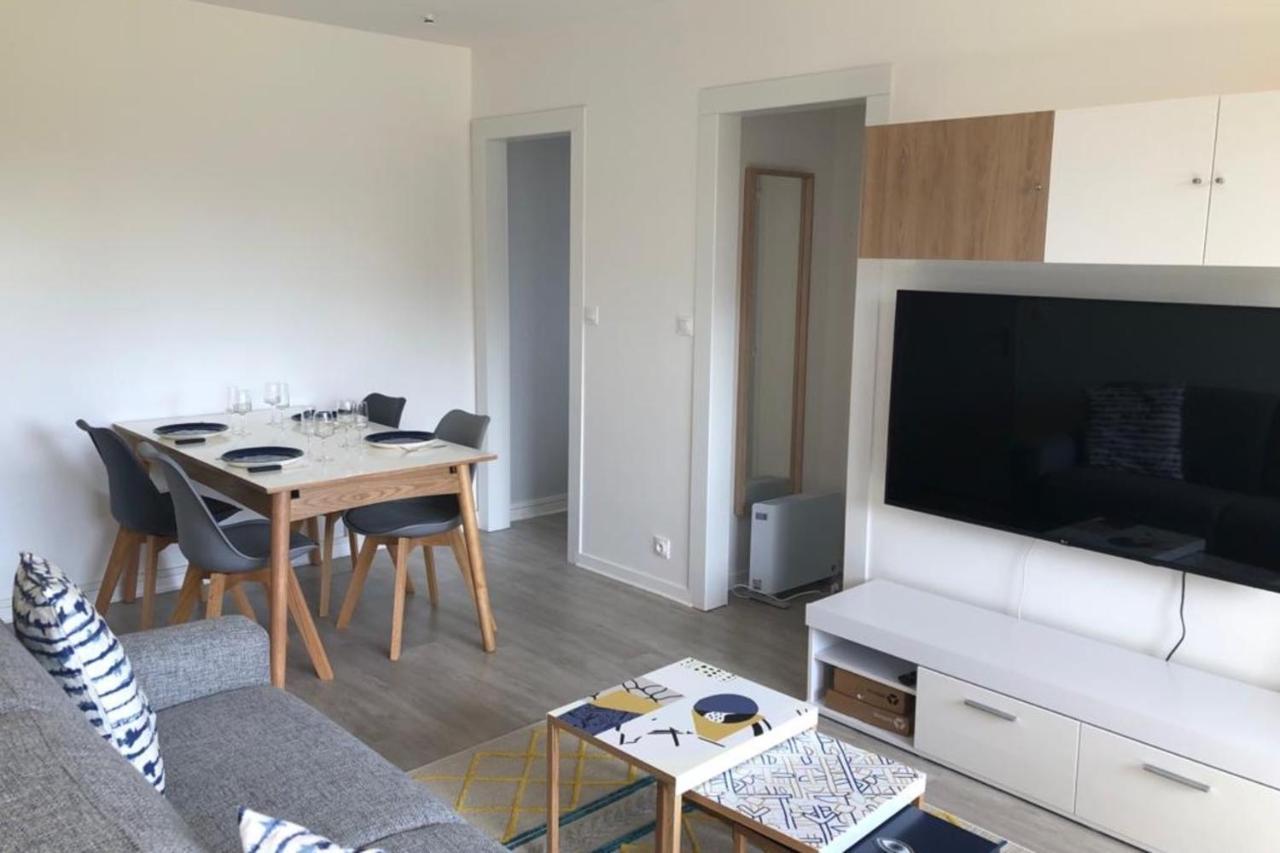 Beautiful Apartment With Gardenlk กาบูร์ก ภายนอก รูปภาพ